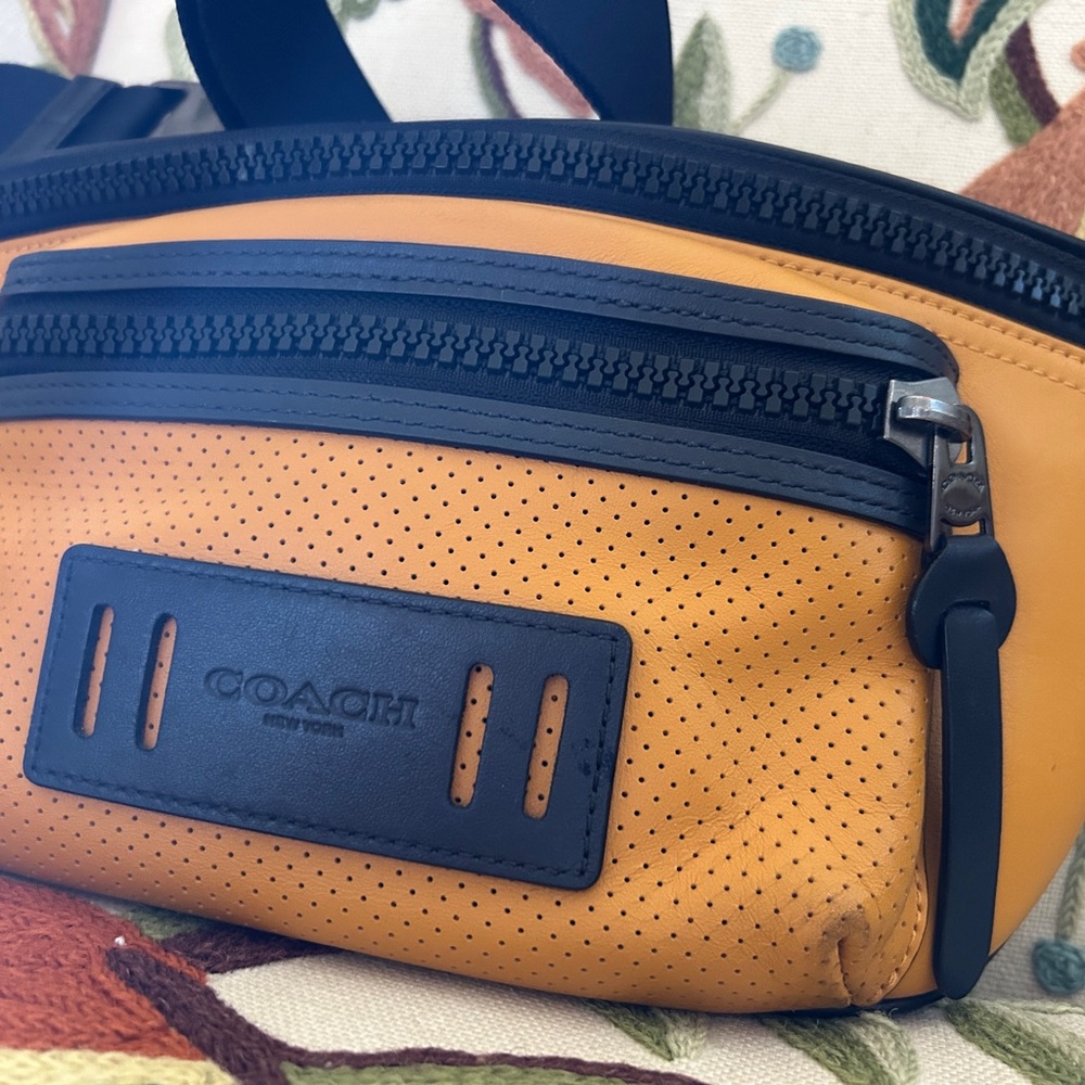 Coach Terrain Burnt Orange and Black Belt Bag Track Bag Bumbag
